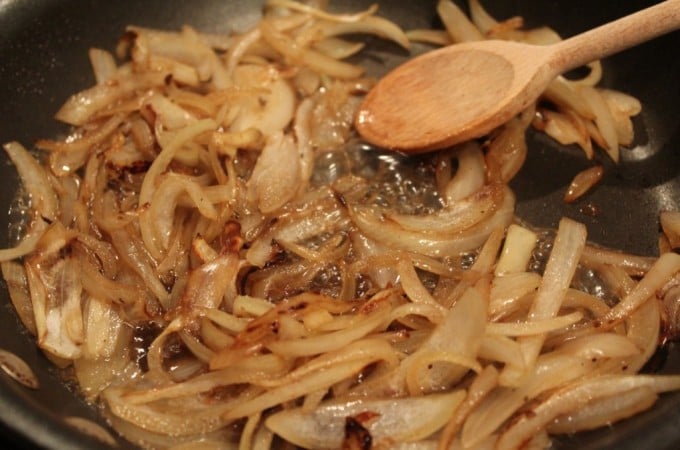 French Onion Cheese-Stuffed Turkey Burgers